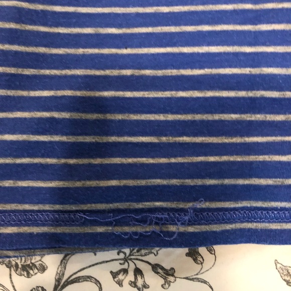 Lululemon T-shirt - Picture 5 of 5